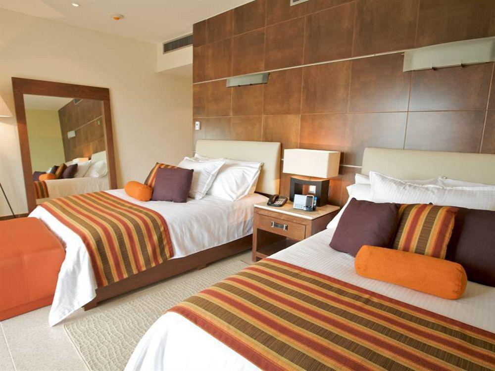 Krystal Urban Cancun & Beach Club Екстер'єр фото